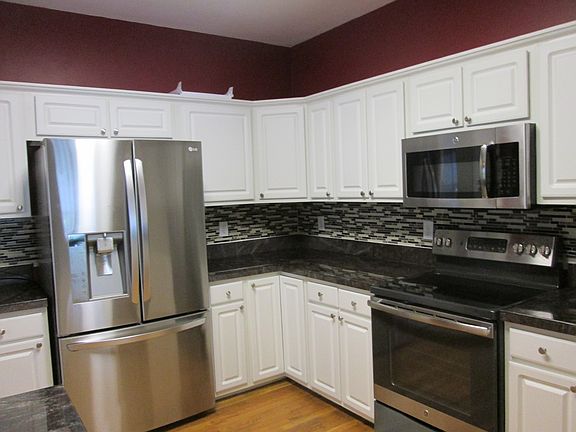 Stainless steel appliances
