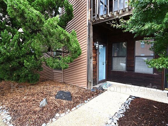2nd image of 8530 Tidewater Dr APT 111