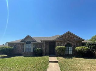 4303 Harvest Hill Rd, Carrollton, TX 75010
