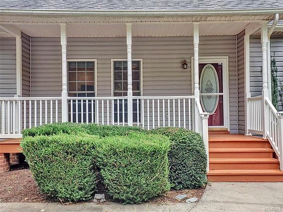 3rd image of 60 Churchwood Ln