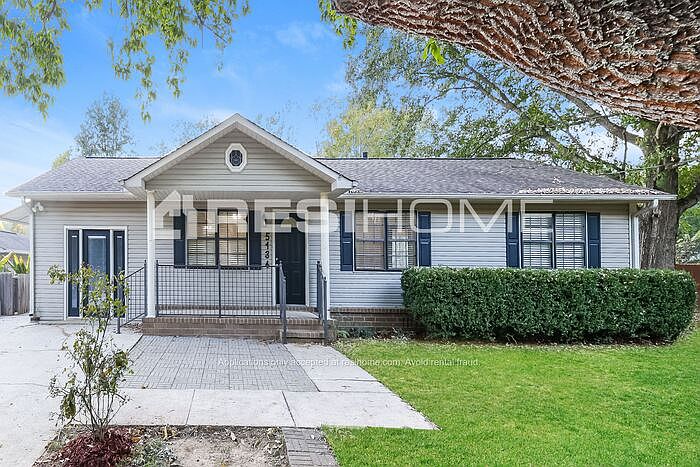 1st image of 5134 Shamrock Dr