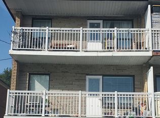234 Wilmington Ave #2, Toronto, ON M3H 5K2