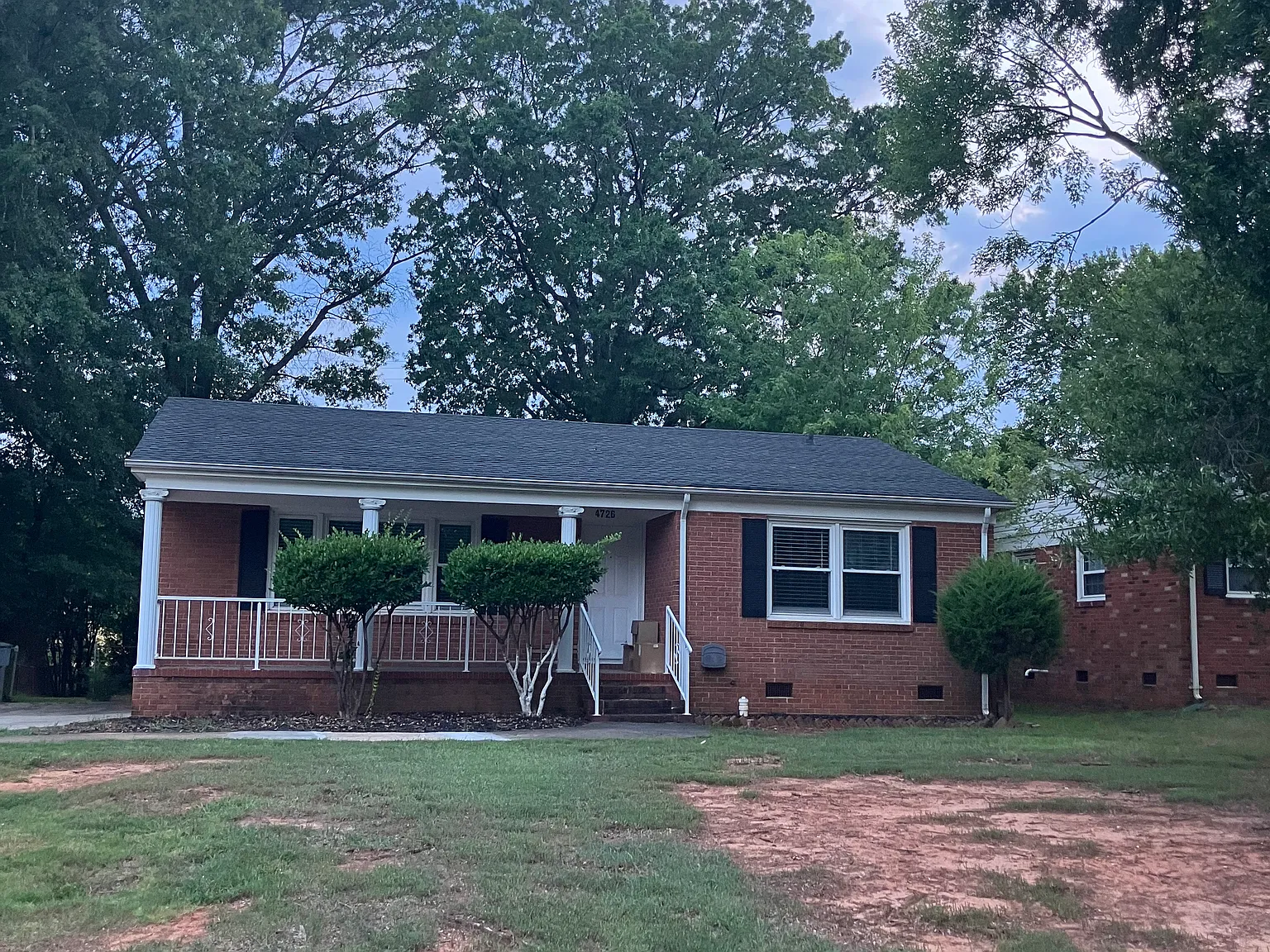 3 bed, 1071 sqft, $1,000 — Photo 1