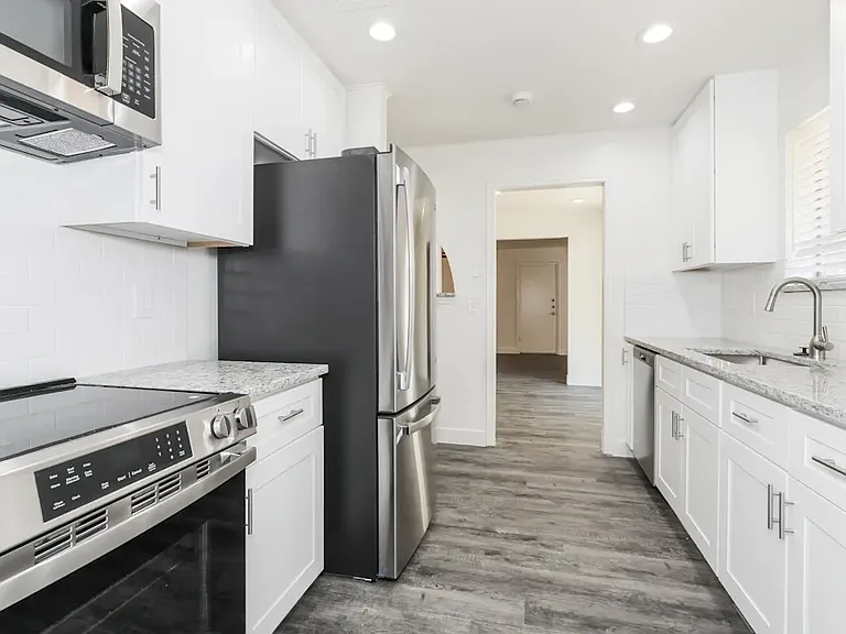 3423 Bristlecone Trl — Photo 3