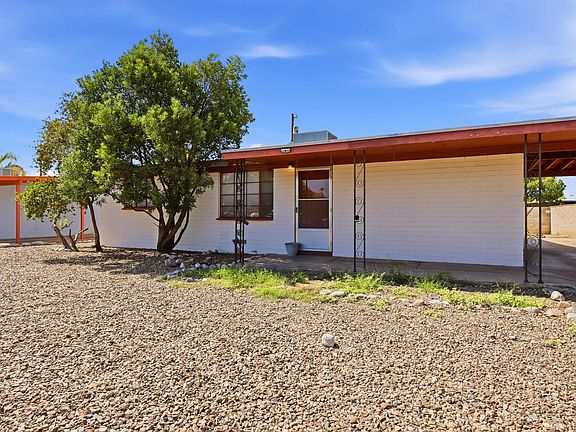 5th image of 613 W Calle Siglo