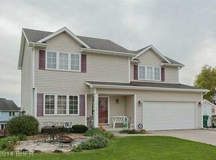 1900 Swan Ct, Norwalk, IA 50211