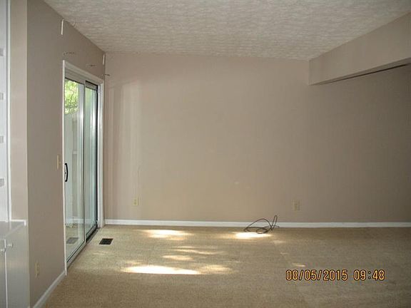 5th image of 6766 Sandharbor Ct