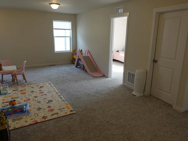 10928 Ballona Dr — Photo 16