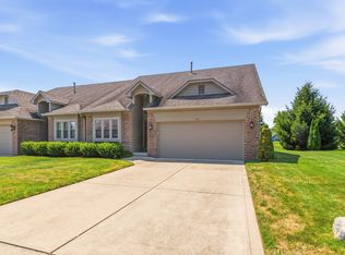 737 Cottage Ln, Greenwood, IN 46143