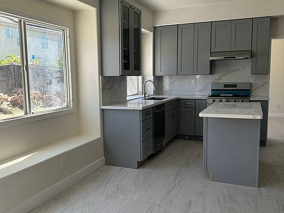 Brand new kitchen and appliances.