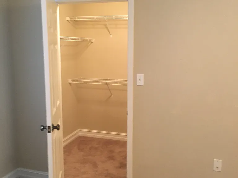 1505 Crescent Hills Dr — Photo 18