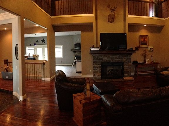 dining/living rm