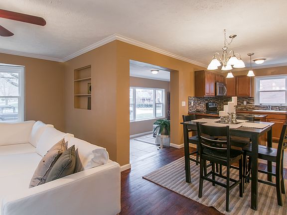 5th image of 722 Acorn Dr