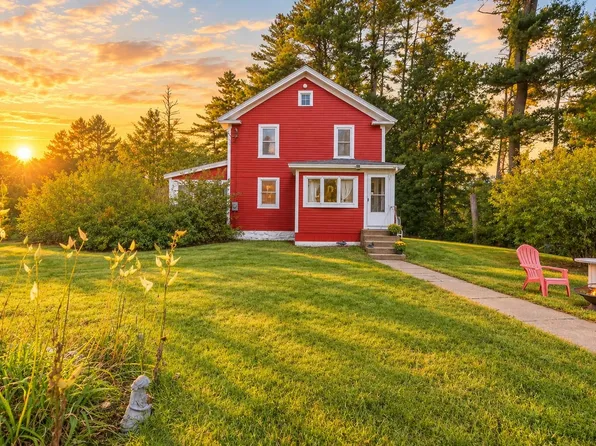 12 Cocheco Road, Farmington, NH 03835
