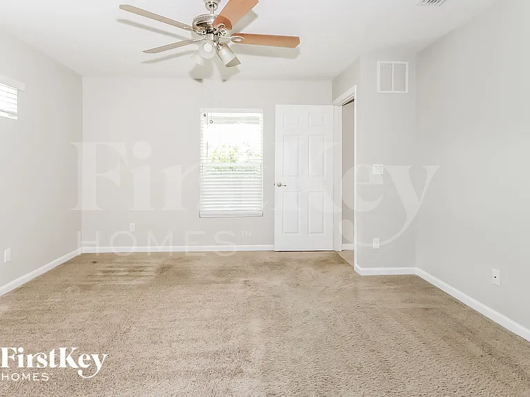 1771 SW Bismarck St — Photo 10