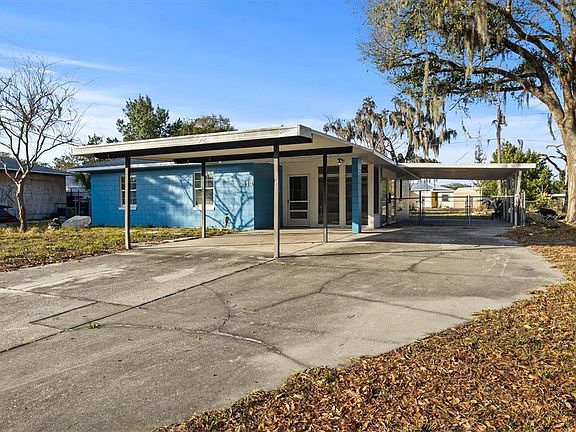 2nd image of 114 Palencia Rd