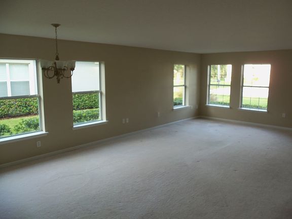 2nd image of 124 Joyelle Cir