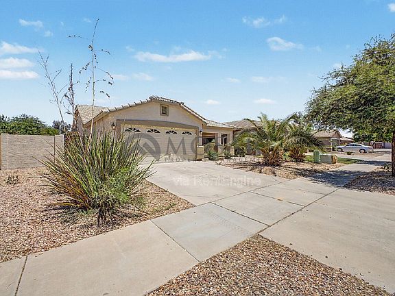3rd image of 22360 E Via Del Rancho