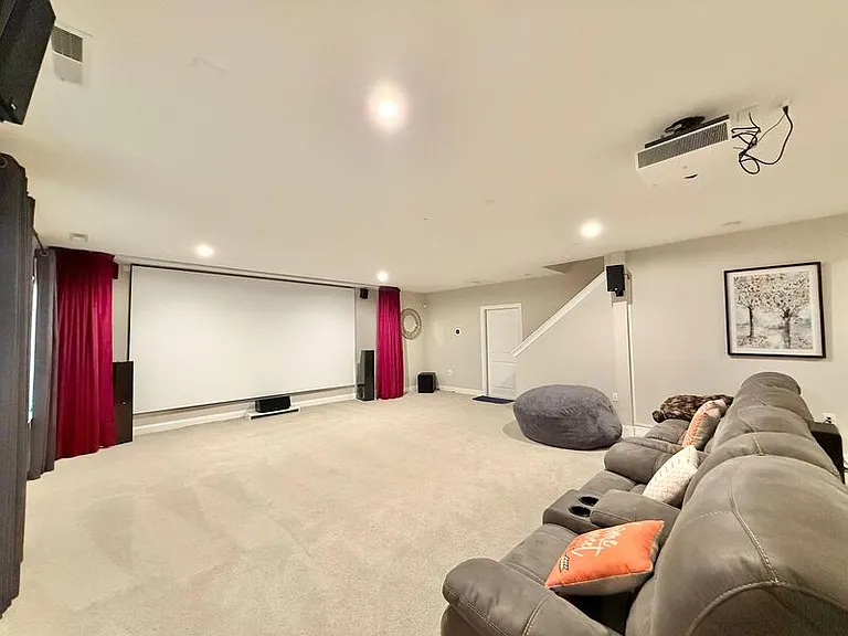 312 Sweetbriar Rose Ct — Photo 16