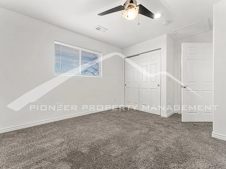 6634 Julian St — Photo 13