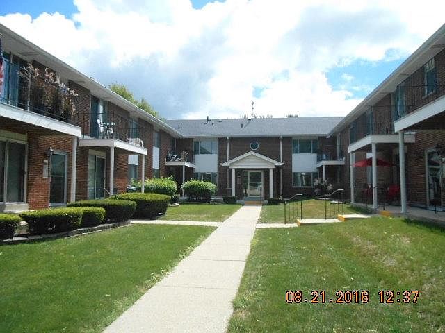 1st image of 6143 W Howard Ave Unit 14