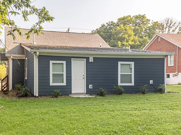 605 Hatcher Ln — Photo 21
