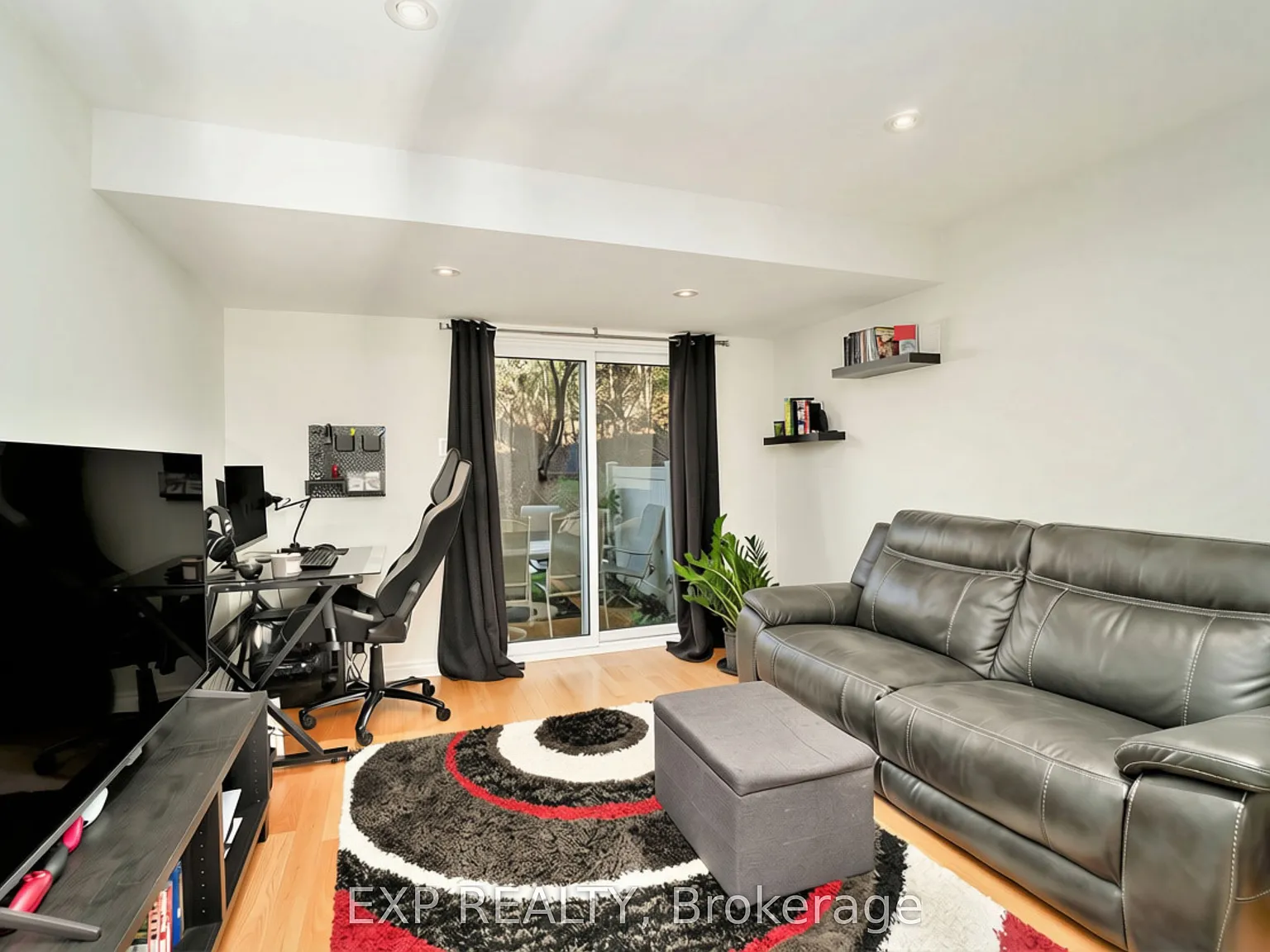 3 bed, $2,750 — Photo 4