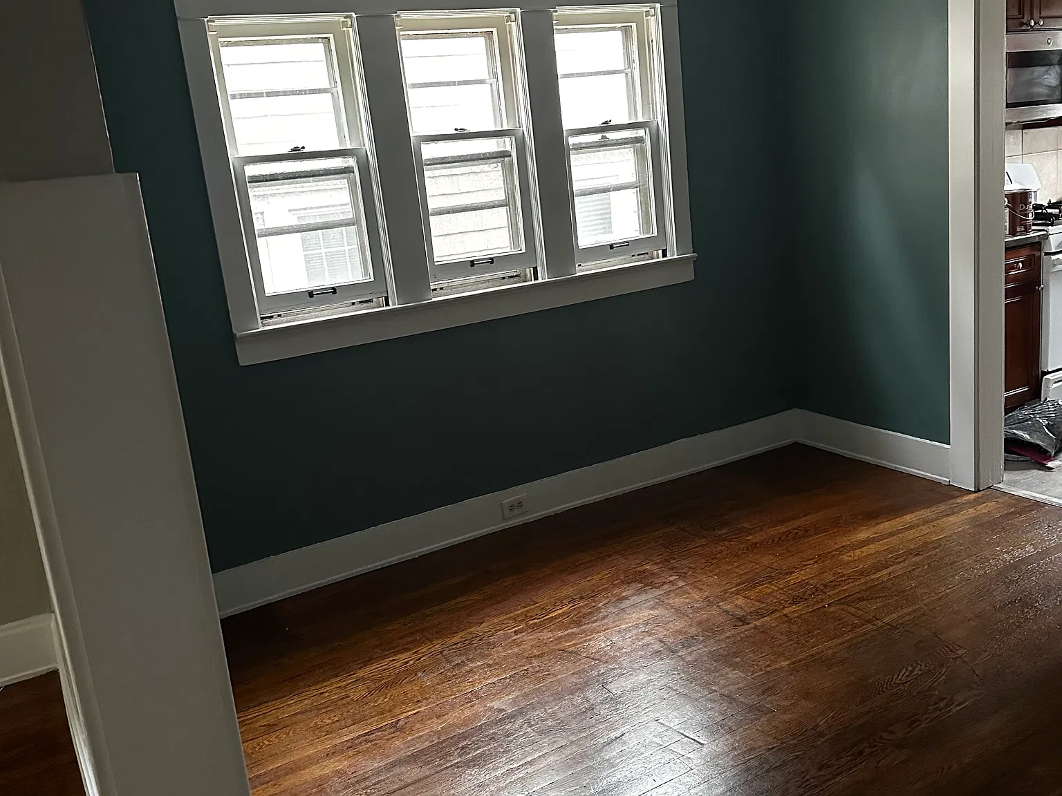 4 bed, 1400 sqft, $2,300 — Photo 4