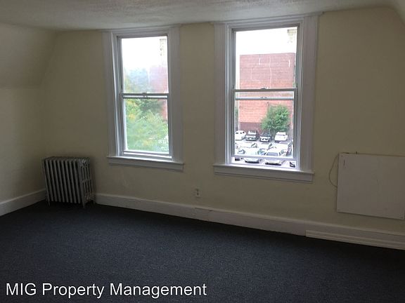 4th image of 18 Halsted Pl