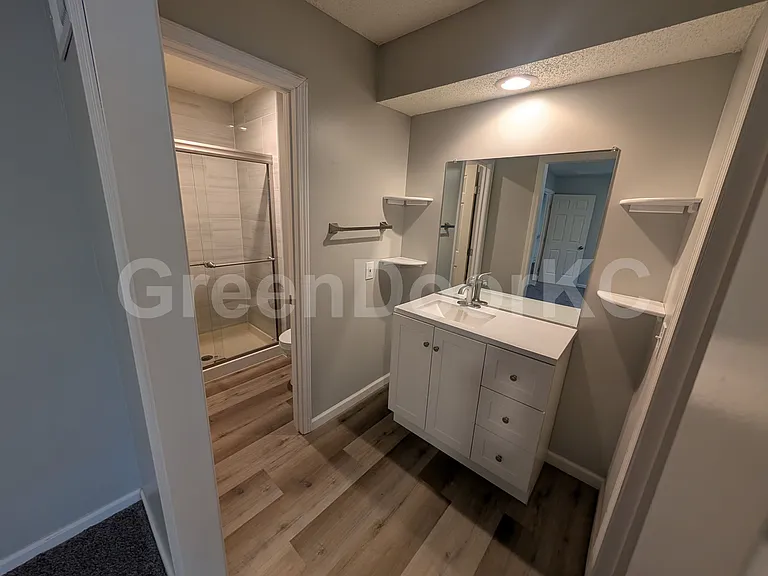 16520 W 141st St — Photo 12