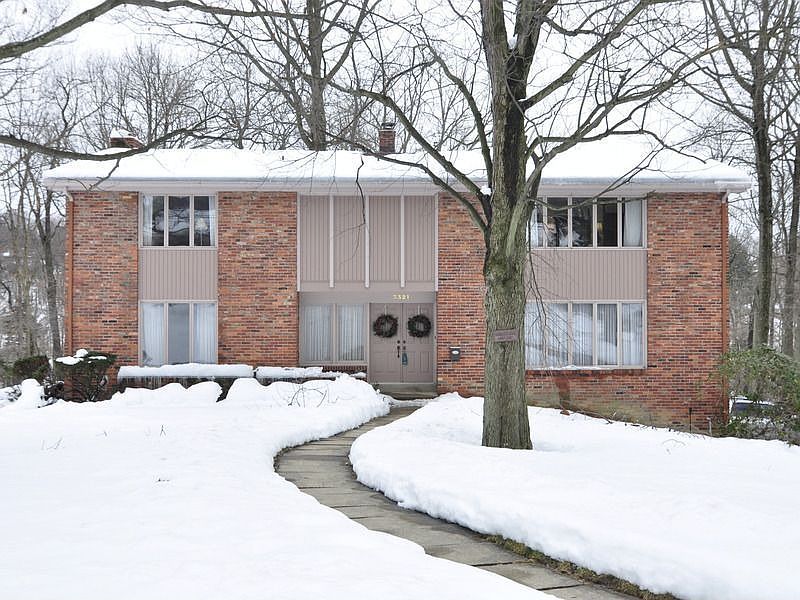 1st image of 3321 Brookdale Dr