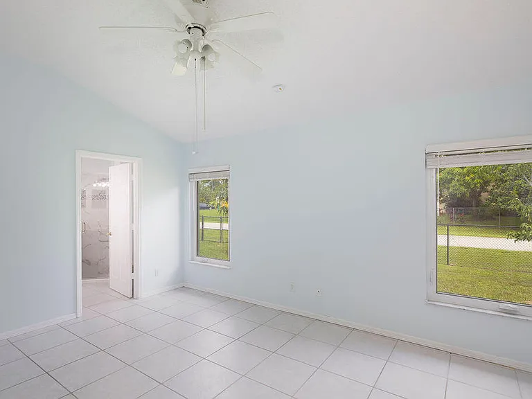 2741 SW Pierson Rd — Photo 17