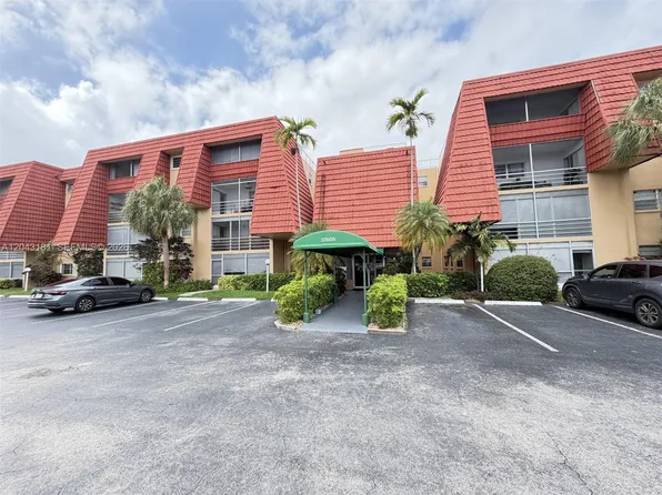 22605 SW 66th Ave APT 403, Boca Raton, FL 33428