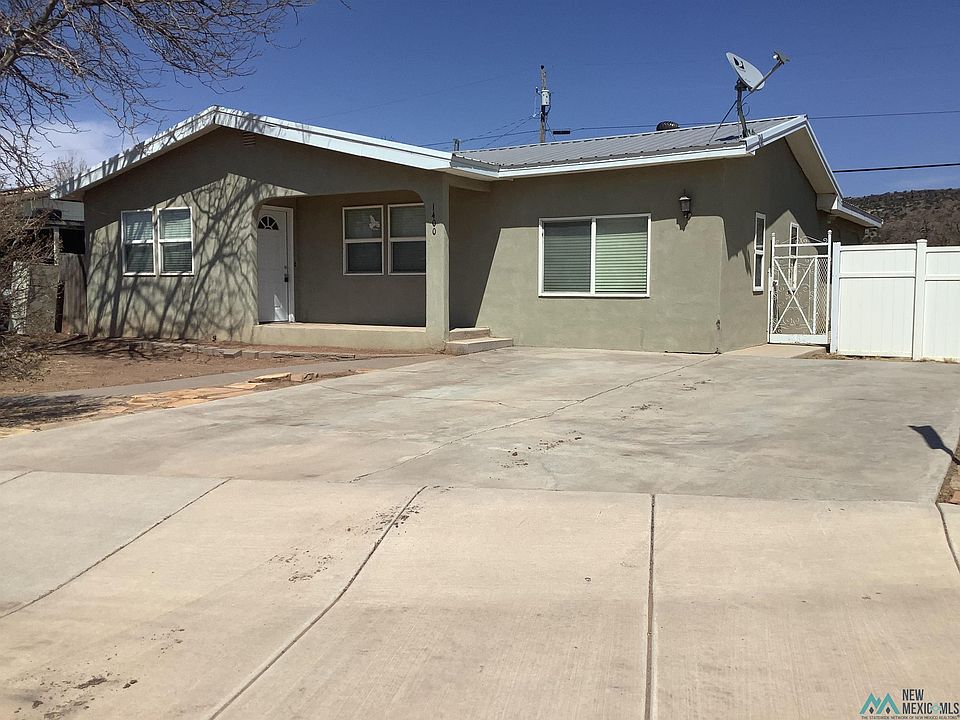 1st image of 1400 Pinon Dr