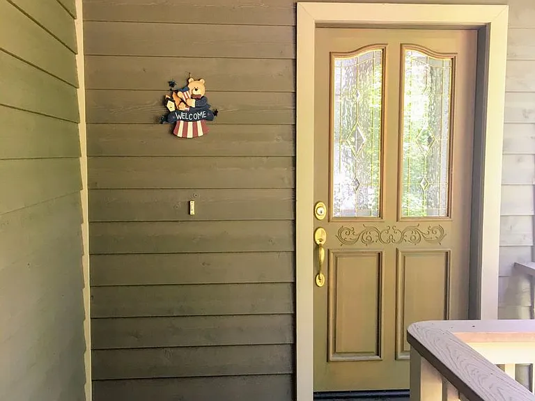 314 Ski Way — Photo 1