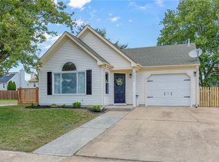 2092 Manassas Run, Virginia Beach, VA 23464