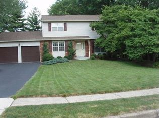 489 Sharon Rd, Colmar, PA 18915