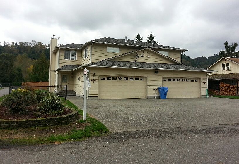 1st image of 208 Ammons Ln SE #1&2