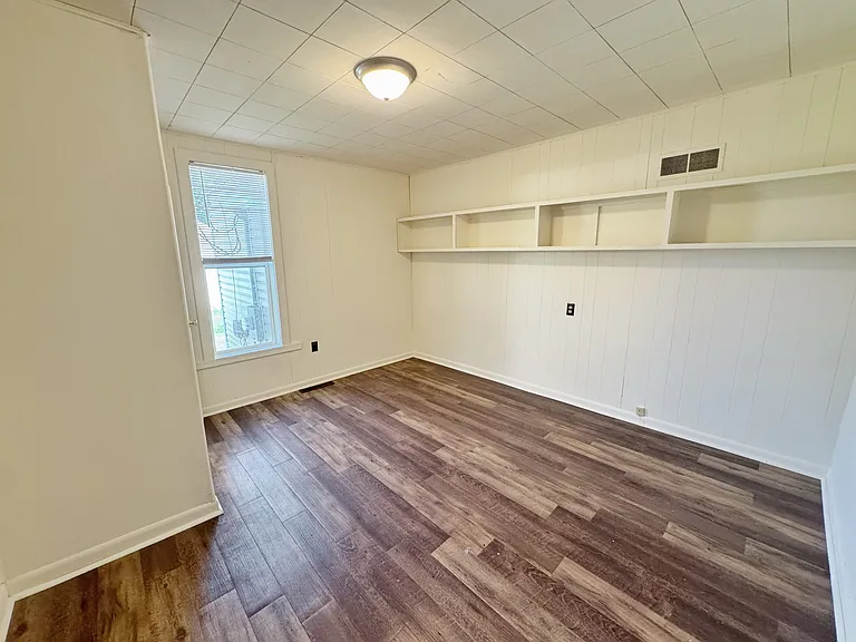 312 Jackson St — Photo 20