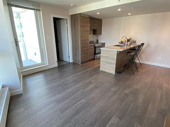 3rd image of 488 SW Marine Dr #2017