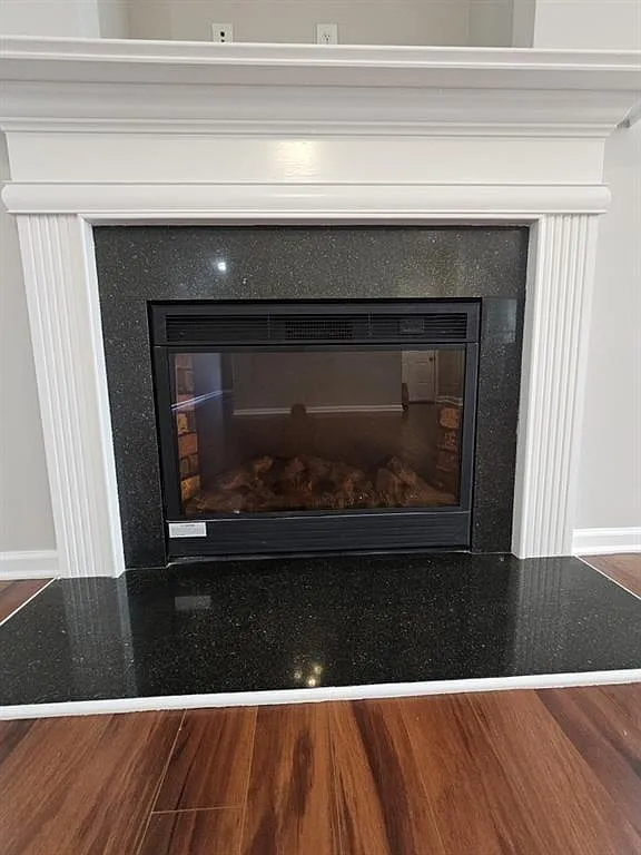 3 bed, 2.5 bath, 1886 sqft, $2,050 — Photo 4