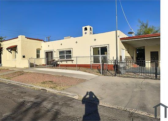 2nd image of 714 N San Marcial St