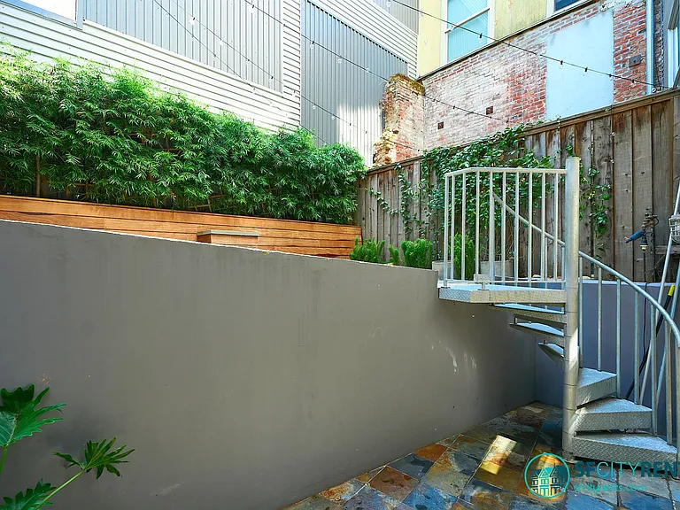 725 Florida St #2 — Photo 11