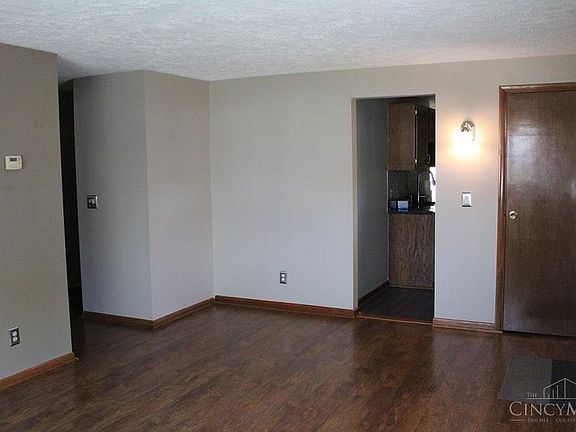 5th image of 296 Randolph St