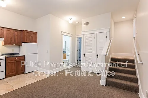 2167 SW Yamhill St #9 Photo 1 2167 SW Yamhill St #9 Photo 1