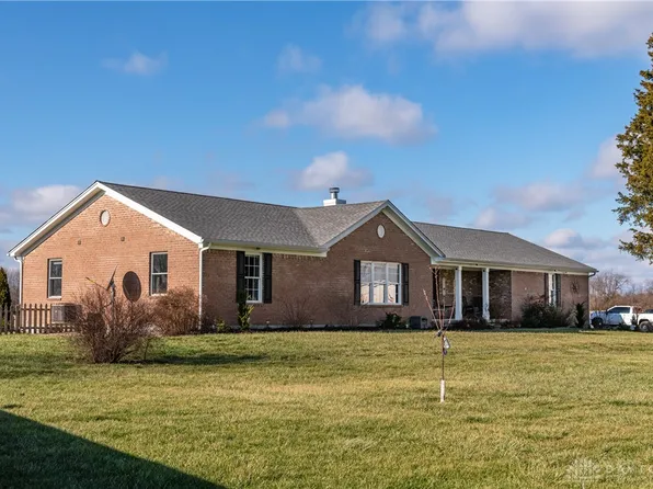 1287 McPherson Rd, Xenia, OH 45385