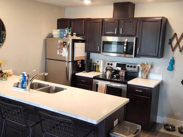 3424 Chicago Dr #301