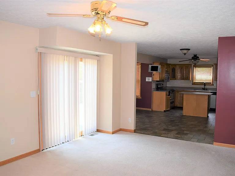 110 Dogwood Cir — Photo 4