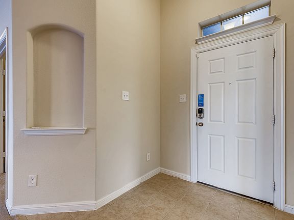 3rd image of 532 Braewick Dr