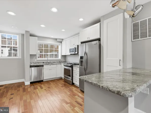 814 S Oak St, Arlington, VA 22204